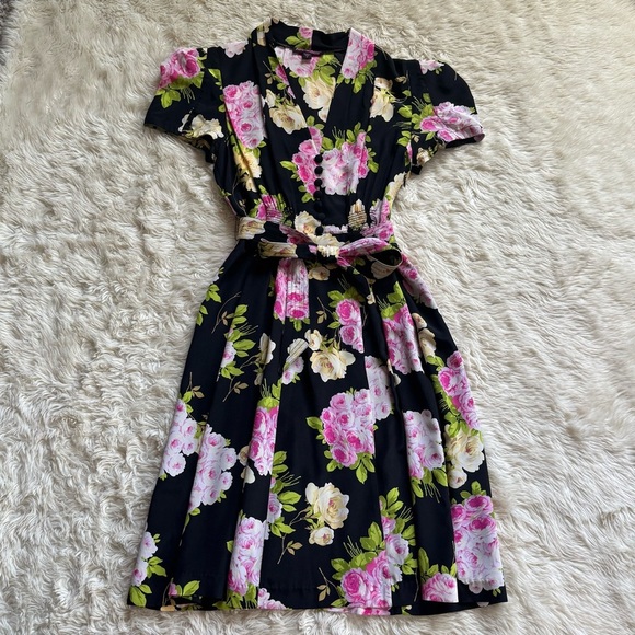 Betsey Johnson Black Floral Dress - Picture 1 of 7